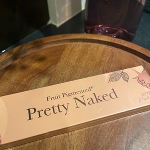 100% Pure Fruit Pigmented® Pretty Naked Palette eye shadow, face color